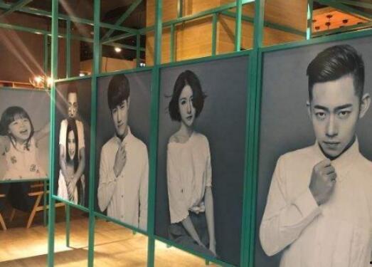 欧美自拍馆推荐视频,解锁个性自拍新潮流